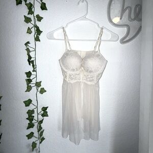Victoria’s Secret Lace Lingerie – Size 34C